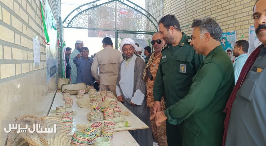 ​نمایش توانمندی بانوان عشایر در نمایشگاه صنایع‌دستی بنت