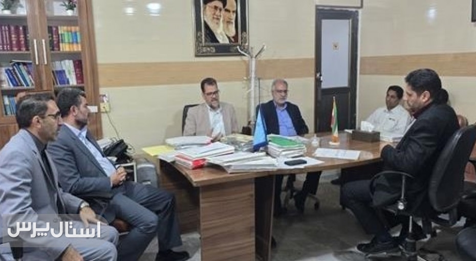 بازدید مسئولان عالی‌رتبه دادگستری کل استان از حوزه قضایی شهرستان نیکشهر و تقدیر از همکاران برتر