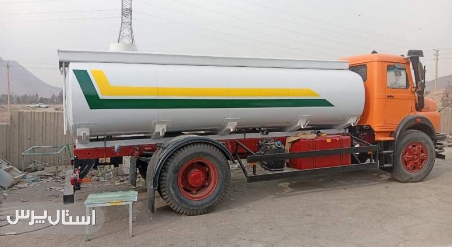 تحویل تانکر آب‌رسانی پیشرفته به شبکه بهداشت خاش