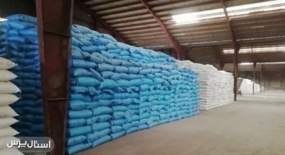 حمایت از کشاورزان نیکشهر با توزیع ۳۲۵ تن کود